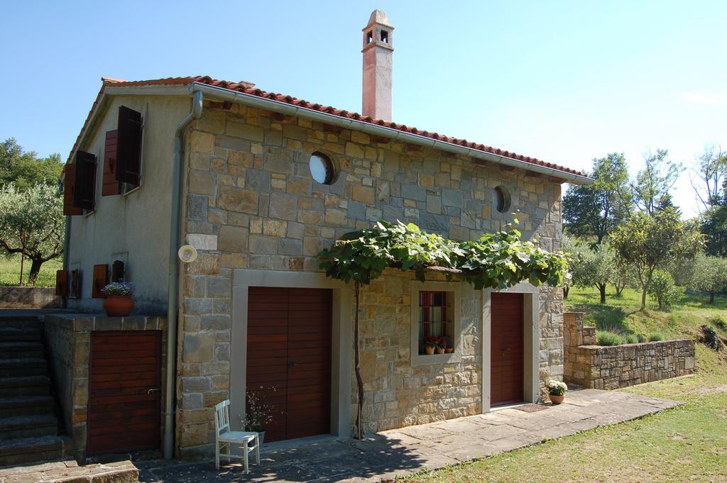 Olivahouse Villa Marezige Exterior photo
